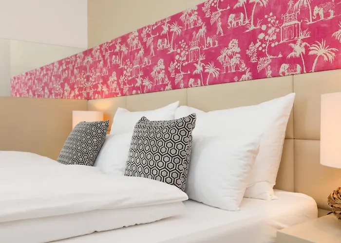 Rafael Kaiser - Premium Apartments - Contactless Check-In Apartment