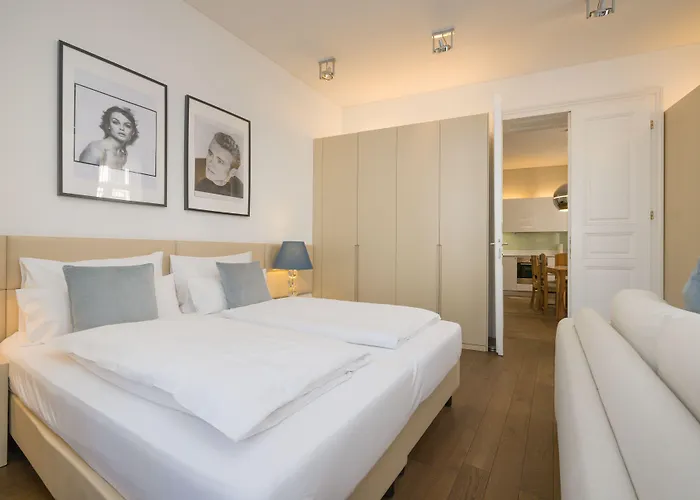 Rafael Kaiser - Premium Apartments - Contactless Check-In *